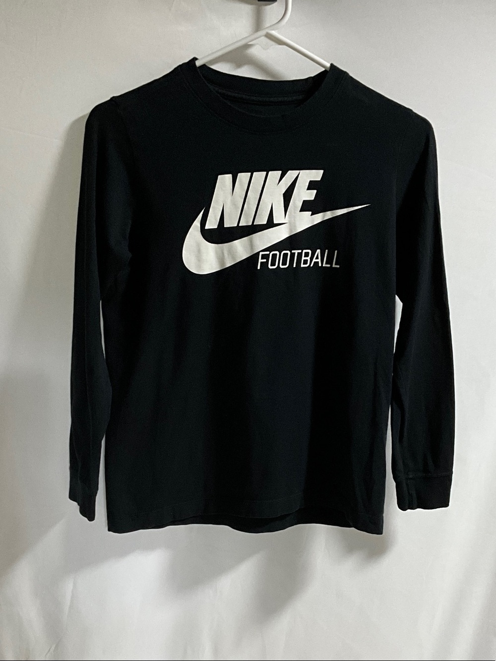 Nike Tee Black Athletic Cut Long-Sleeve Football Logo Kids M